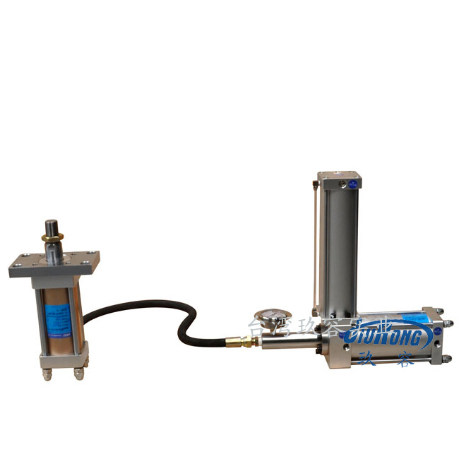 油气隔离型气液增压器